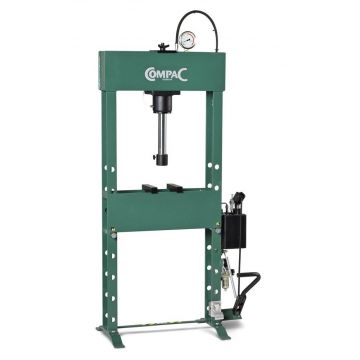 WERKPLAATSPERS VOETBEDIEND 25 TON COMPAC